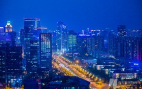 成都：建圈强链 重构产业新“四梁八柱”